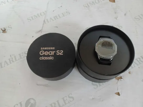 BOXED SAMSUNG GEAR S2 CLASSIC - BLACK 