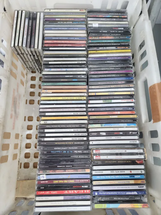 A VERY LARGE QUANTITY OF CDs FROM 80s / 90s /2000s