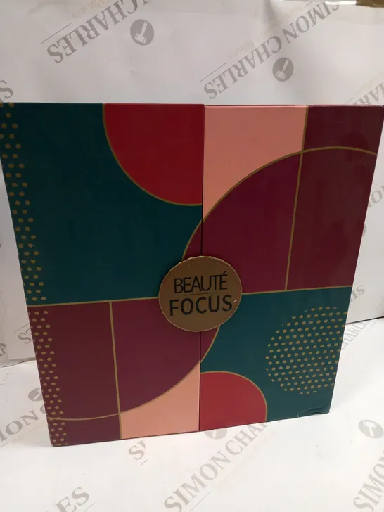 BEAUTE FOCUS BEAUTY ADVENT CALENDER 25 DAY BOX