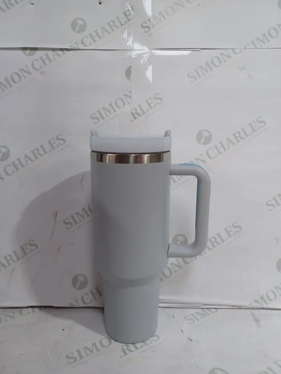 THERMAL HOT AND COLD FLASK IN LIGHT BLUE