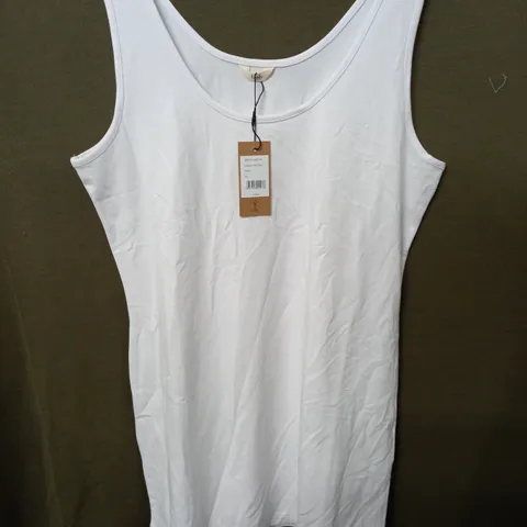 HUSH LONGLINE TANK TOP IN WHITE - XL