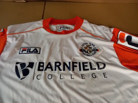 FILA LUTON TOWN FOOTBALL SHIRT - L