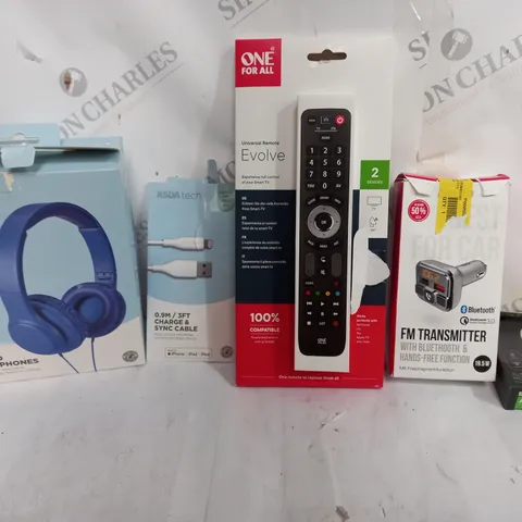 BOX OF APPROX 12 ASSORTED ITEMS TO INCLUDE - ONE FOR ALL EVOLVE REMOTE - FM TRANSMITTER - WIRED HEADPHONES ECT