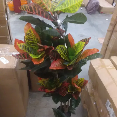 BOXED 140CM ARTIFICIAL CODIAEUM FAKE PLANT