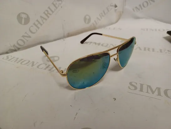 RAY BAN GOLD SUNGLASSES