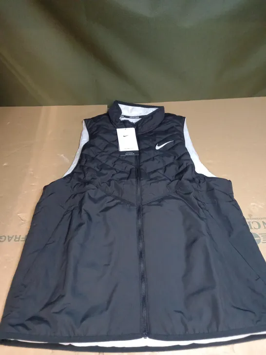 NIKE THERMA-FIT BODY WARMER SIZE M