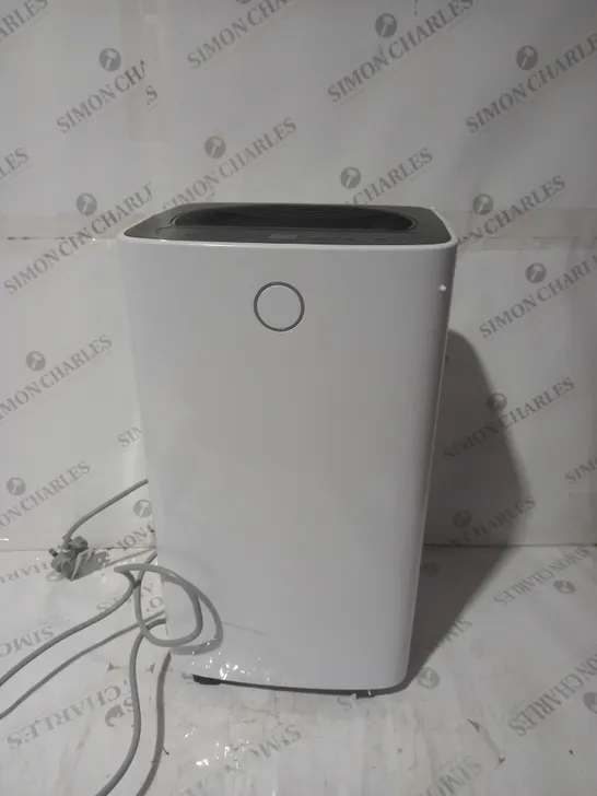 BOXED 12L DEHUMIDIFIER WITH 2L WATER TANK AND TIMER