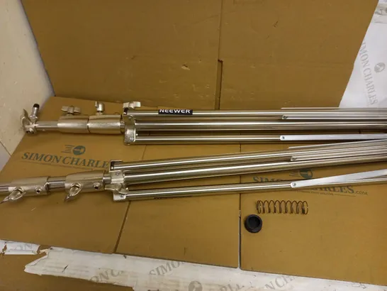 PAIR OF NEEWER STAINLESS STEEL EFFECT TRIPODS
