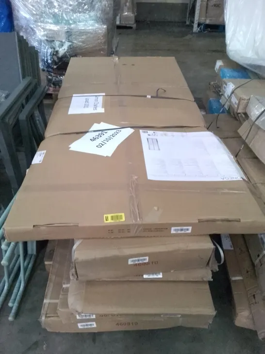 PALLET OF ASSORTED BATHROOM FURNITURE INCLUDING SHOWER DOOR, SHOWER PANELS, SHOWER TRAYS,