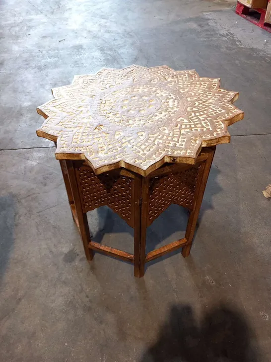 HAND CARVED FLORAL SHAPE MANGO WOOD TABLE (SIZE 66X66X56 CM)