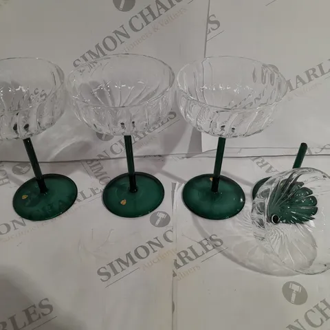SET OF 4 DESSERT GLASSES GREEN