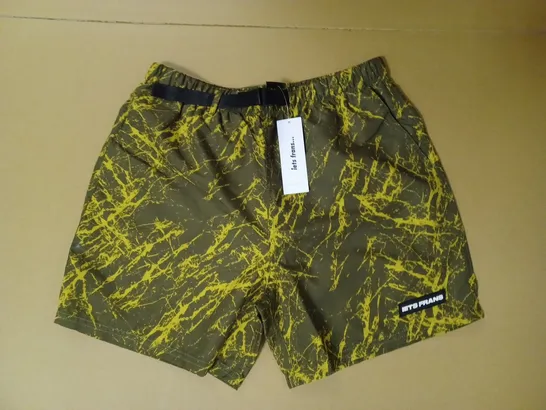 URBAN OUTFITTERS BUCKLE SHORTS, GREEN - SIZE XS