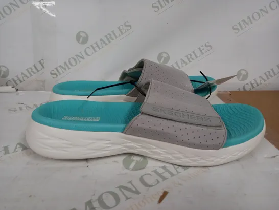 SKETCHERS GO WALK SANDAL - GREY SIZE 4