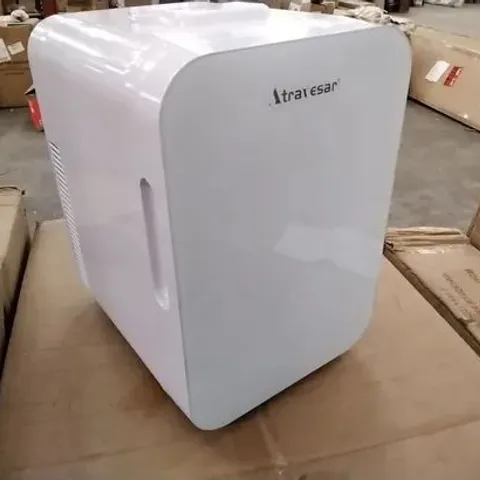 BOXED ATRAVESAR LL-10AL MINI FRIDGE