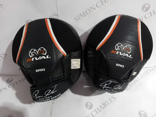 RIVAL RUSS ANBER SIGNATURE SERIES BOXING PADS