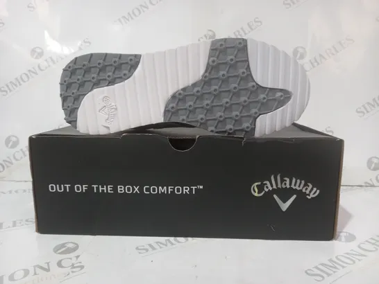 BOXED PAIR OF CALLAWAY AURORA SHOES IN WHITE/GREY UK SIZE 6.5