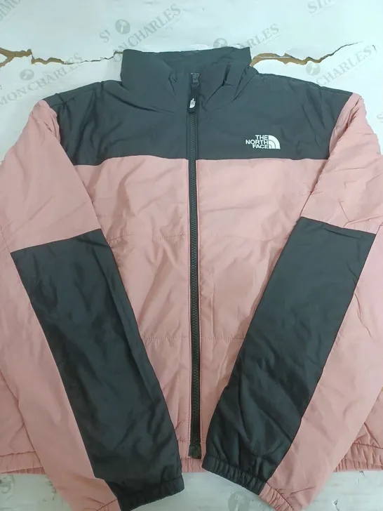 THE NORTH FACE GOSE PUFFER JACKET IN PINK - LARGE