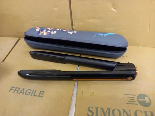 BABYLISS HAIR STRAIGHTENER