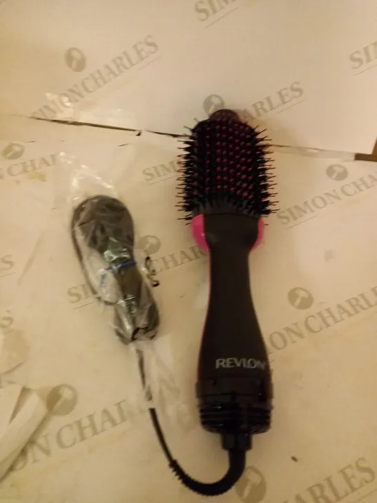 REVLON SALON ONE-STEP HAIR DRYER AND VOLUMISER  RRP £49.99