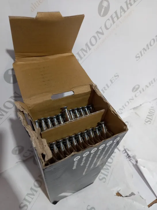 BOXED PACK OF 1000 NAILS 