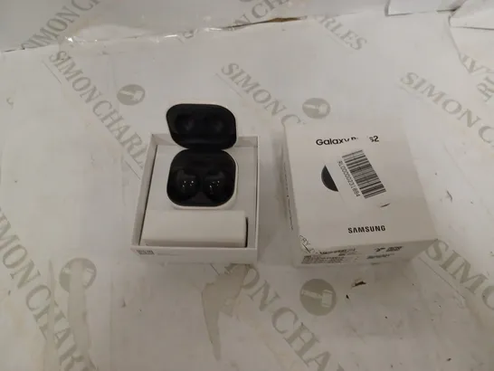 SAMSUNG GALAXY BUDS 2 WHITE CASE 