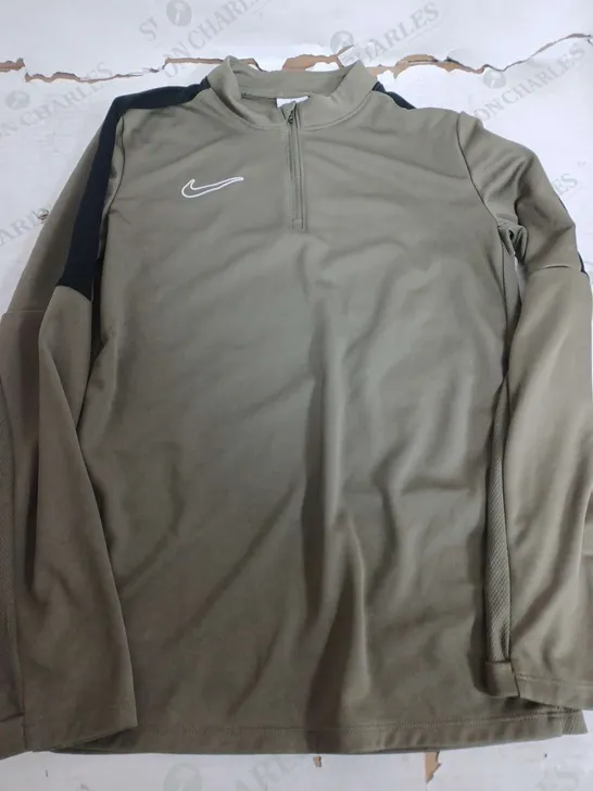 NIKE DRI FIT KHAKI QUARTER ZIP - KIDS LARGE