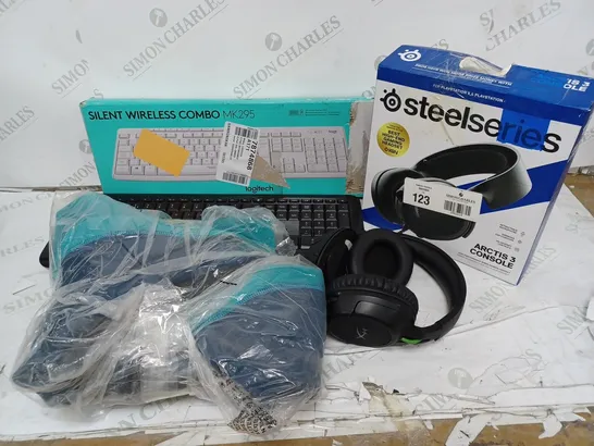 APPROXIMATELY 5 ASSORTED ITEMS TO INCLUDE STEELSERIES ARCTIS 3 CONSOLE HEADSET, SILENT WIRELESS COMBO MK295, MICROSOFT WIRELESS KEYBOARD 850, ETC