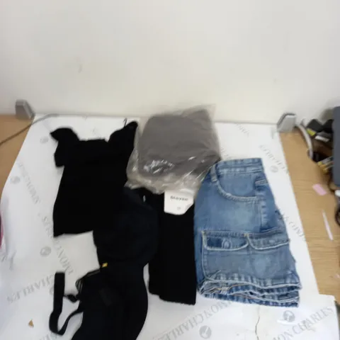 BOX OF APPROXIMATELY 20 CLOTHING ITEMS TO INCLUDE SHORTS, SOCKS, BRAS ETC 