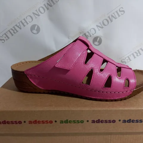 BOXED PAIR OF ADESSO FRANCES MULES IN PINK UK SIZE 7