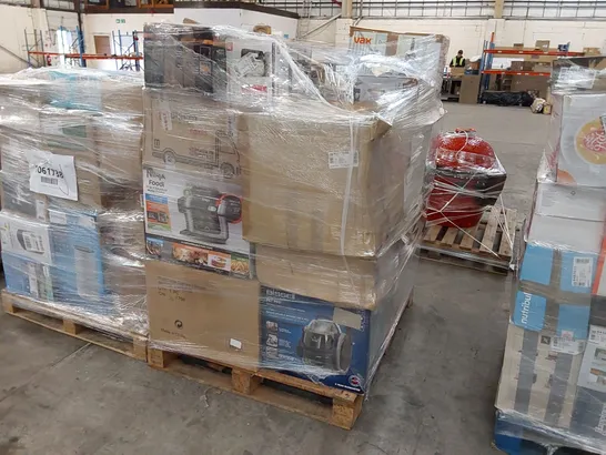 PALLET OF APPROXIMATELY 32 UNPROCESSED RAW RETURN HOUSEHOLD AND ELECTRICAL GOODS TO INCLUDE;