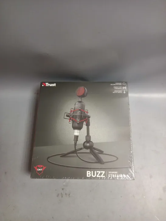 BOXED AND SEALED TRUST GXT BUZZ STREAMING MICROPHONE