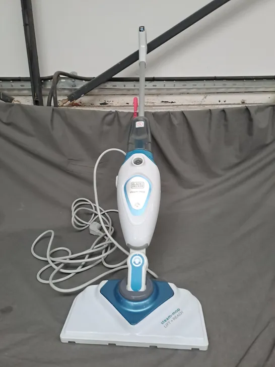 BLACK AND DECKER STEAM-MOP 