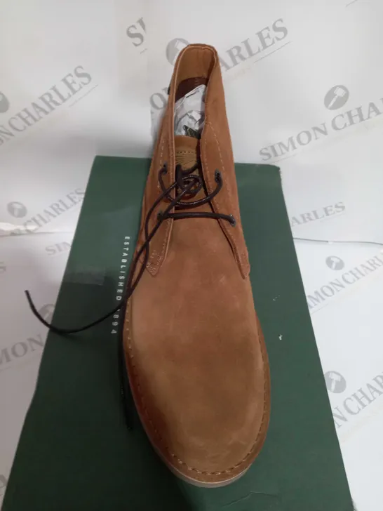 BOXED PAIR BARBOUR KENT IN COLA SUEDE SIZE UK 9 