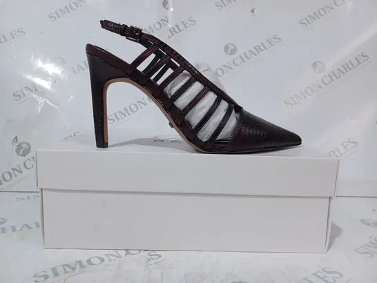 BOXED PAIR OF REISS DAPHNE SLINGBACK HEELS IN POMEGRANATE SIZE 6