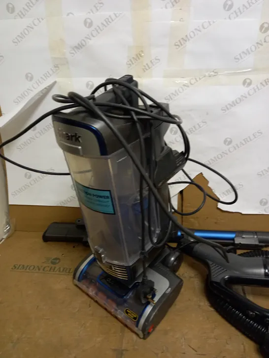 SHARK UPRIGHT VACUUM CLEANER NZ850UKT 