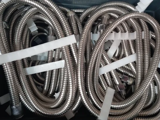 LOT OF APPROXIATELY 10 ASSORTED SHOWER HOSES