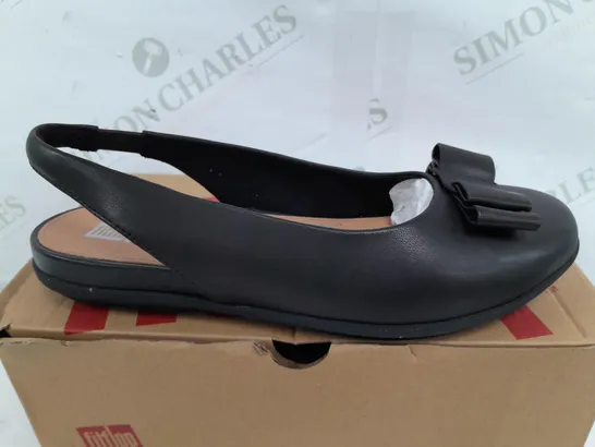 BOXED PAIR OF FITFLOP ALLEGRO BOW LEATHER SLINGBACKS IN BLACK - UK 4.5