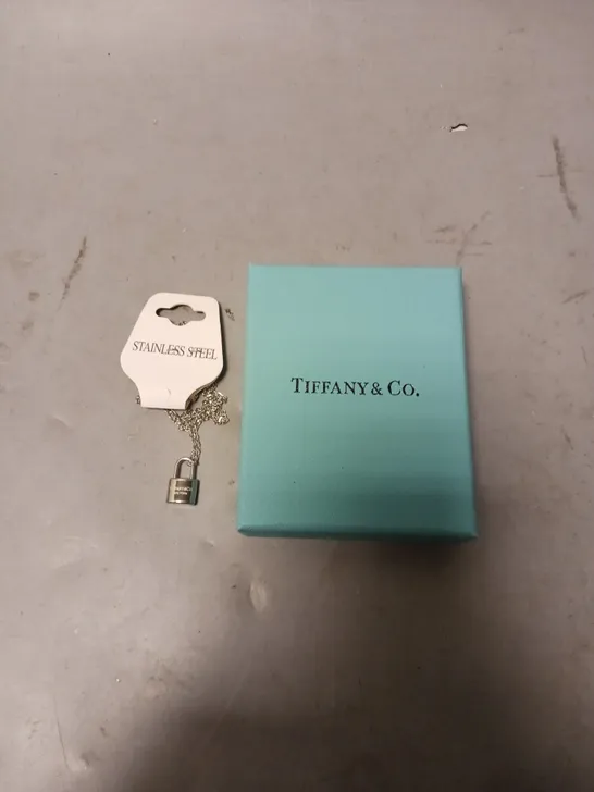 TIFFANY & CO LOCK STAINLESS STEEL NECKLESS