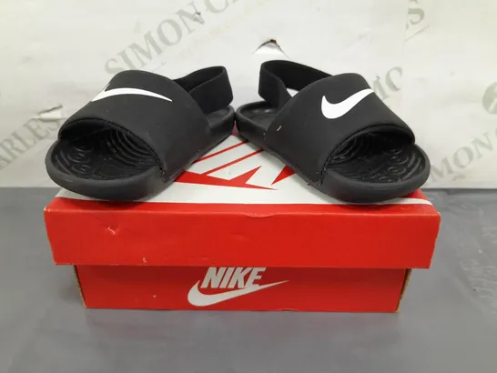 BOXED PAIR OF NIKE KAWA INFANT SLIDES IN BLACK UK SIZE 5.5