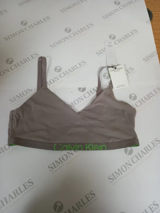 CALVIN KLEIN FUTURE SHIFT PET UNLINED BRALETTE -L