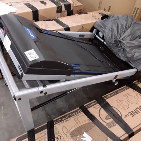 XTERRA TR260 TREADMILL 