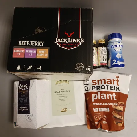 BOX OF APPROX 12 ASSORTED FOOD ITEMS TO INCLUDE - PHD PLANT PROTEIN POWDER - JACK LINK'S BEEF JERKY MEAT SNACKS - ATKINSON'S COFFEE BEANS ETC