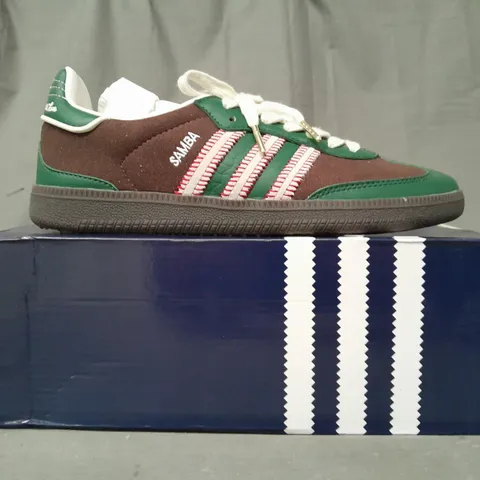 BOXED PAIR OF ADIDAS SAMBA OG SHOES IN BROWN/GREEN UK SIZE 9