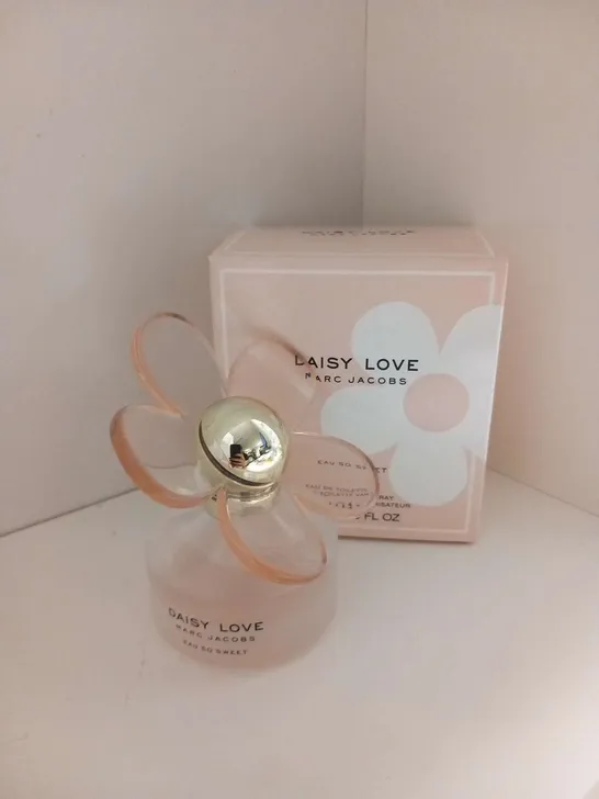 BOXED DAISY LOVE MARC JACOBS EAU SO SWEET EAU DE TOILETTE 30ML