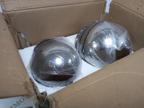 BOXED KELLY HOPPEN SET OF 2 INDOOR OUTDOOR PRELIT GLASS DECOR - REFLECTIVE ORBS