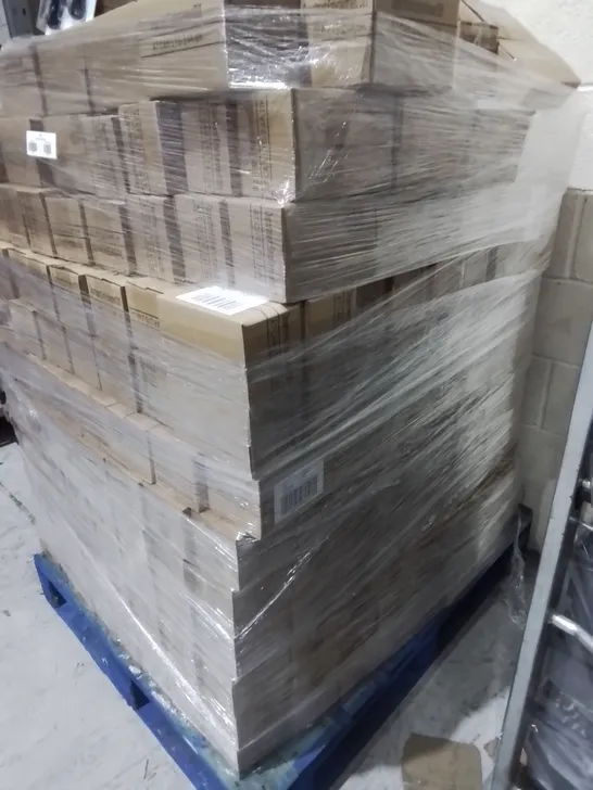 PALLET CONTAINING A LARGE QUANTITY OF BRAND NEW 0.9M CAR CHARGERS MADE FOR IPHONE