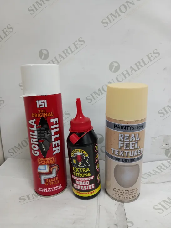 BOX OF APPROXIMATELY 20 ASSORTED ITEMS TO INCLUDE SPRAY PAINT, WOOD ADHESIVE, GORILLA FILLER ETC