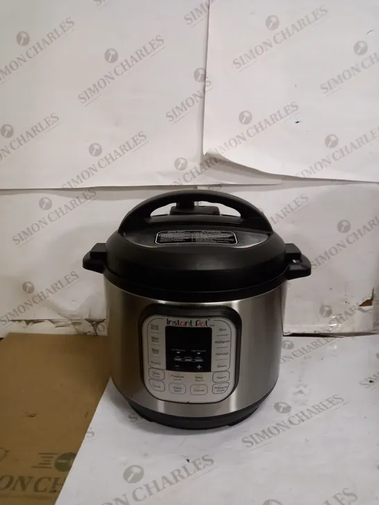 INSTANT POT DUO SMART PRESSURE COOKER