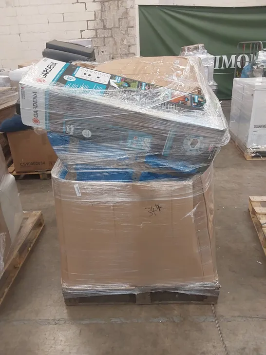 PALLET OF APPROXIMATELY 17 UNPROCESSED RAW RETURN HOUSEHOLD AND ELECTRICAL GOODS TO INCLUDE;