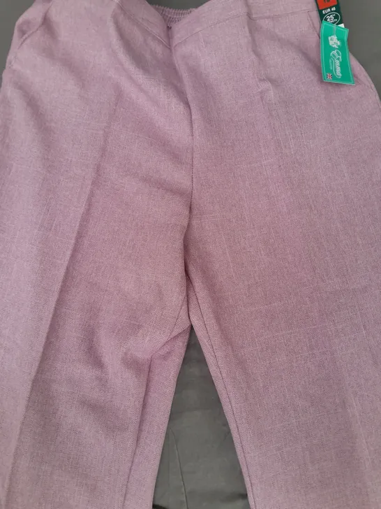 EMMA LONDON TROUSERS IN PINK SIZE 18